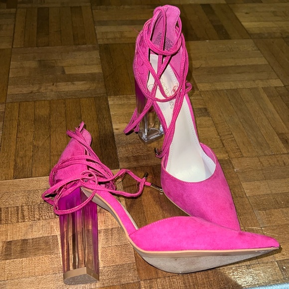 Fuchsia lace up pumps - Picture 2 of 5